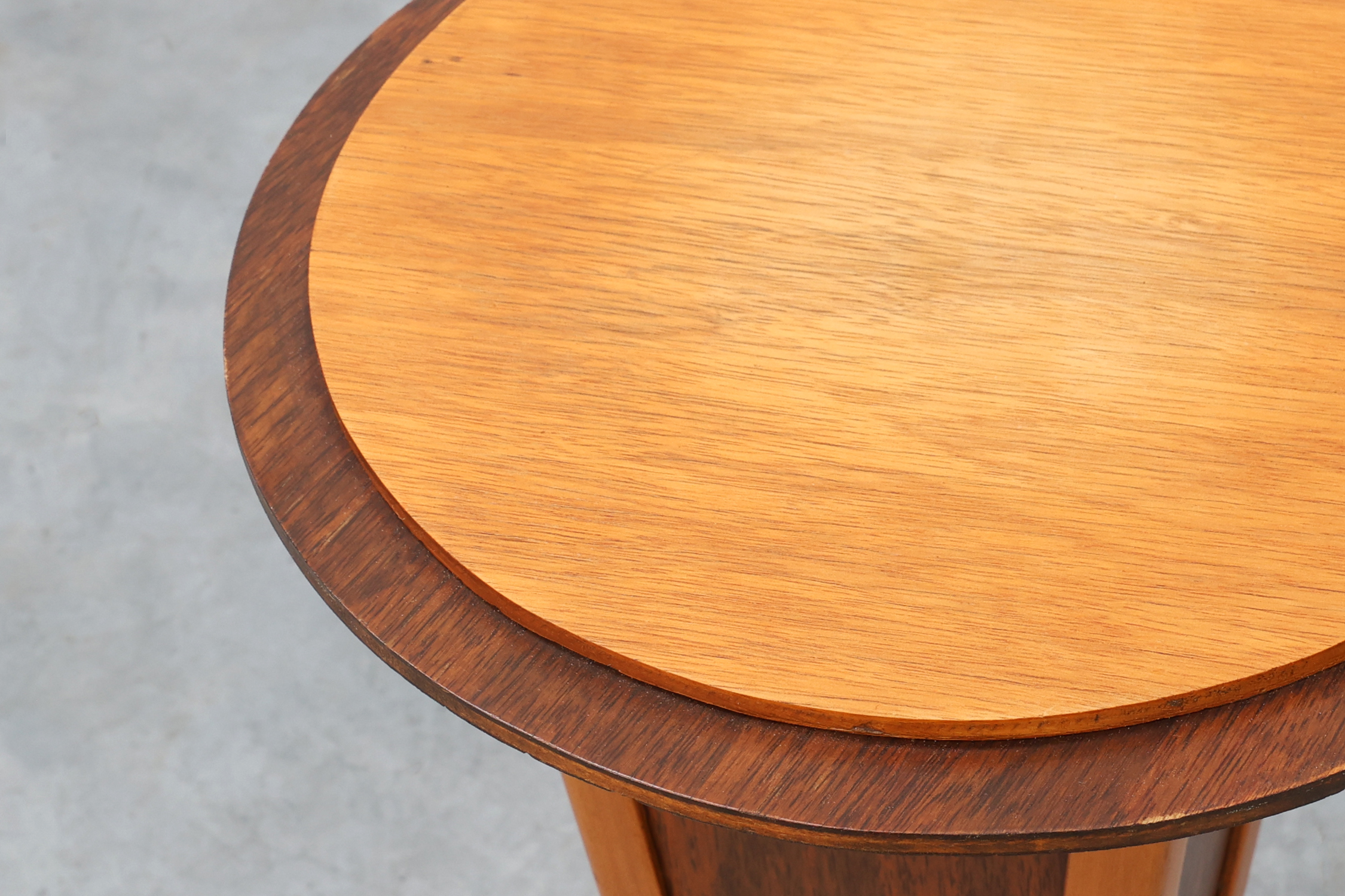 Art Deco round wooden side table, France 1920sthumbnail